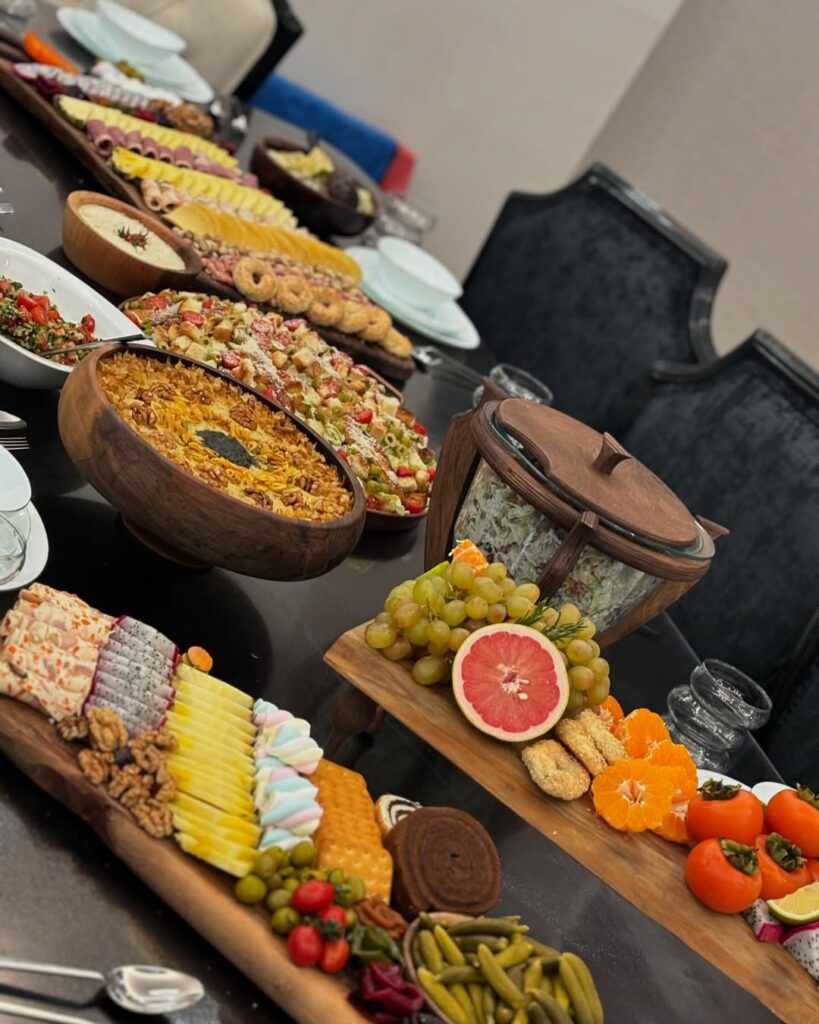 میز مهمانی رسمی